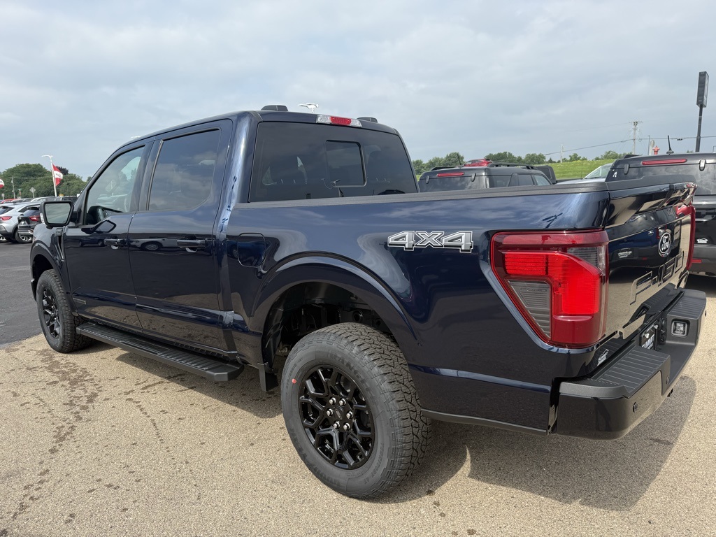 2025 Ford F-150 XLT photo 5