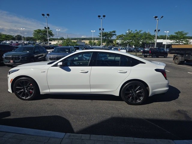 2024 Cadillac CT5 V photo 4