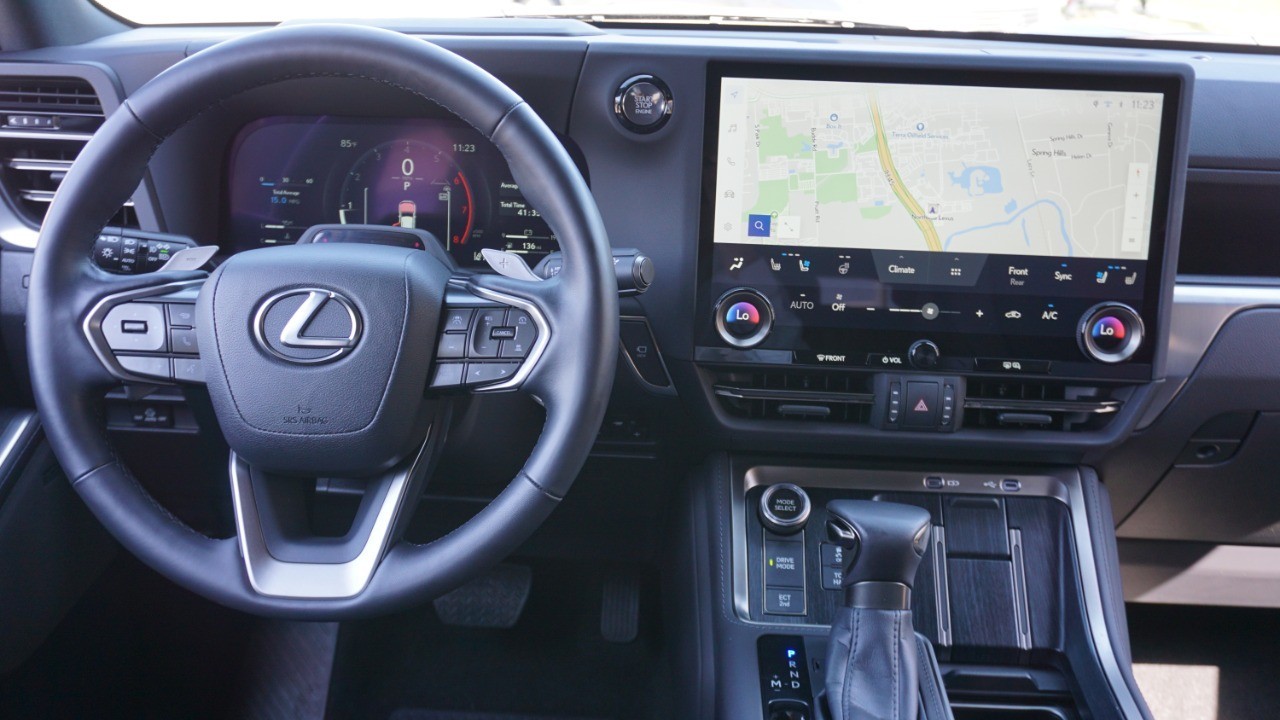 2024 Lexus GX 550 Luxury photo 26