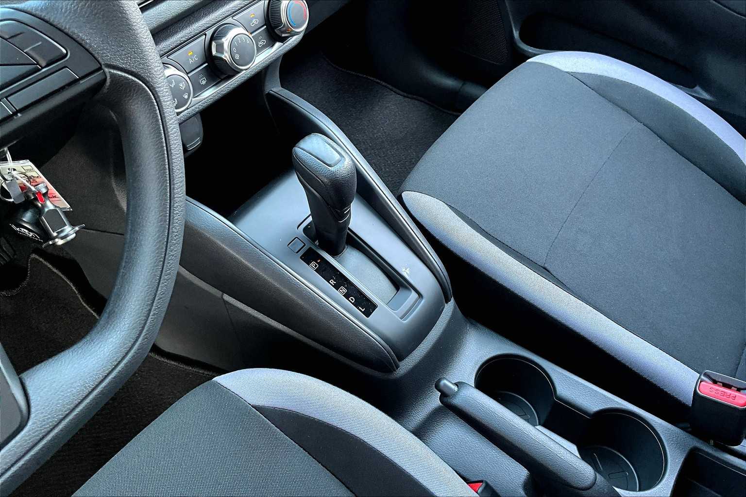 2025 Nissan Versa S photo 7