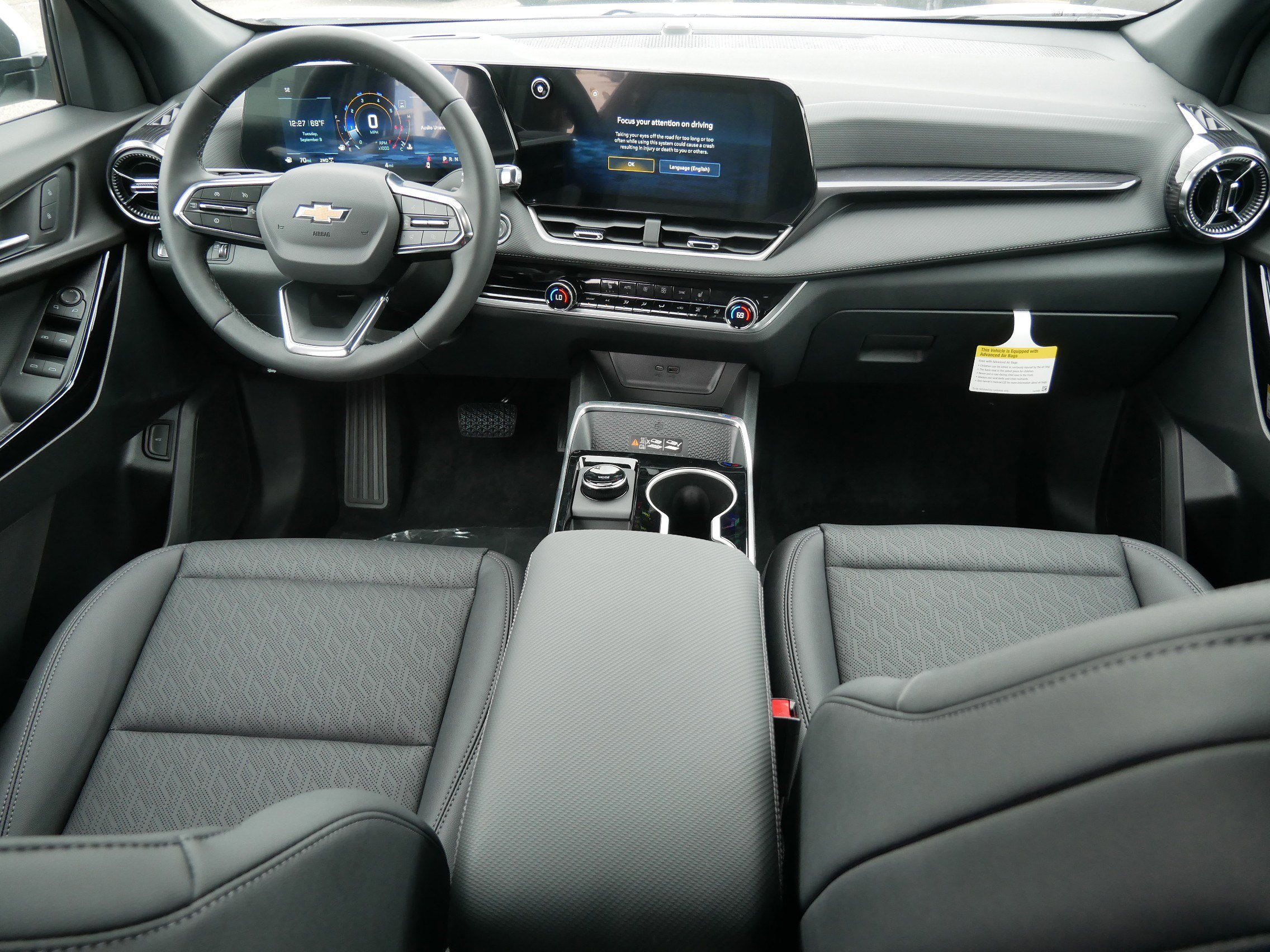 2026 Chevrolet Equinox LT photo 6