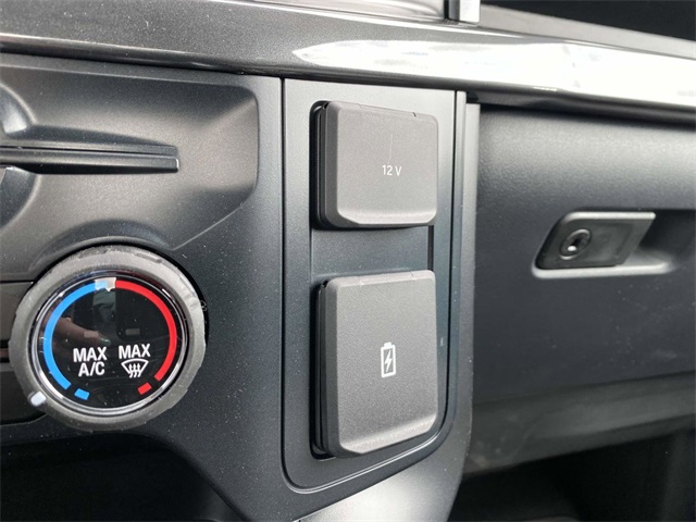 2025 Ford F-150 STX photo 14