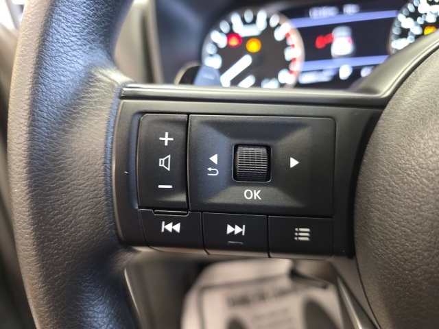 2024 Nissan Rogue SV photo 26