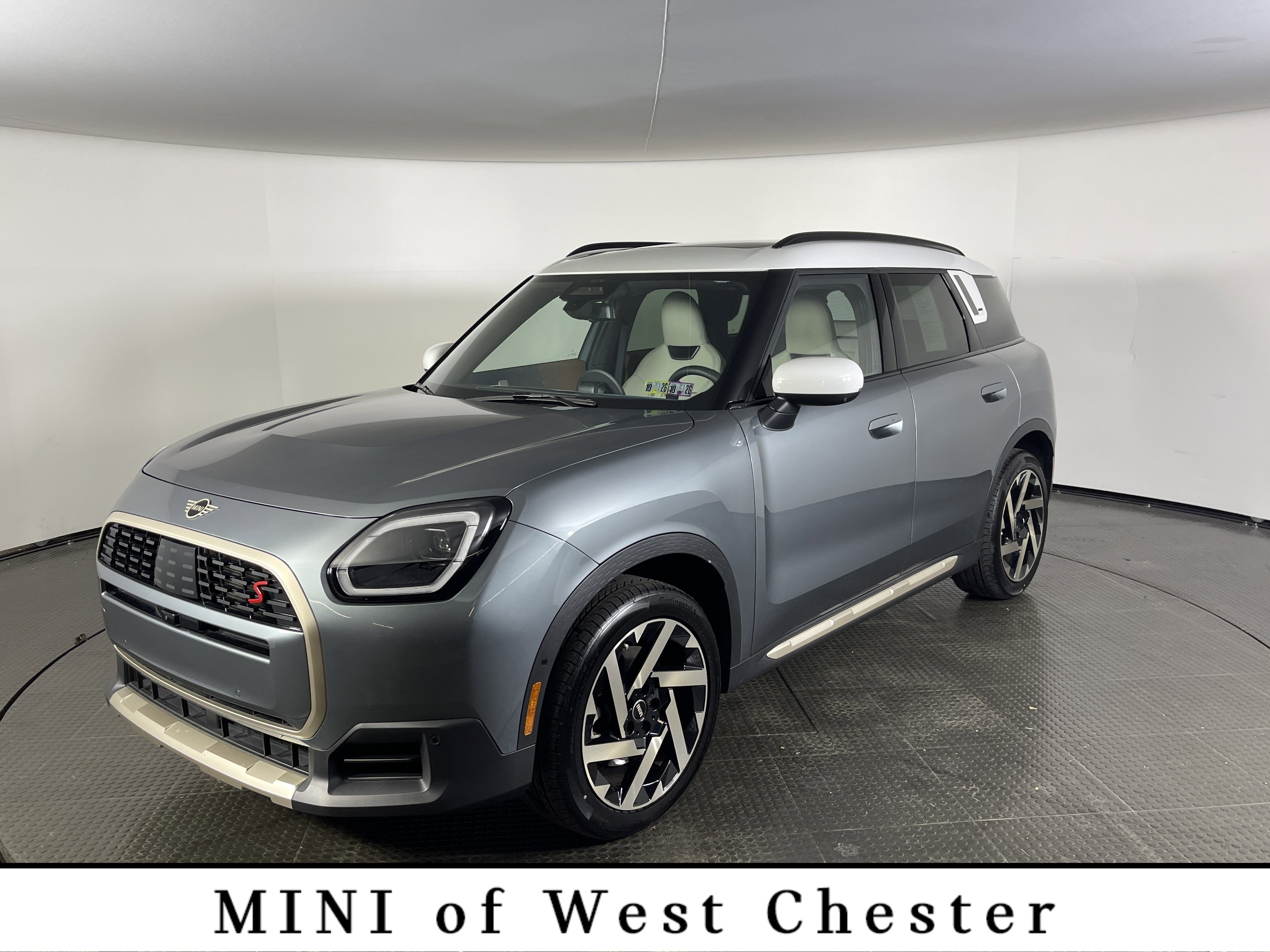 2025 MINI Countryman S's photo