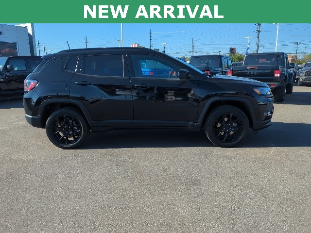 2022 Jeep Compass Altitude photo 4