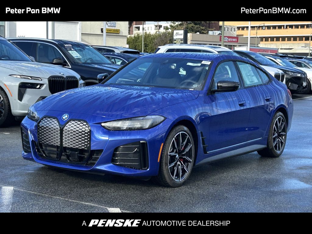 2025 BMW i4 40's photo