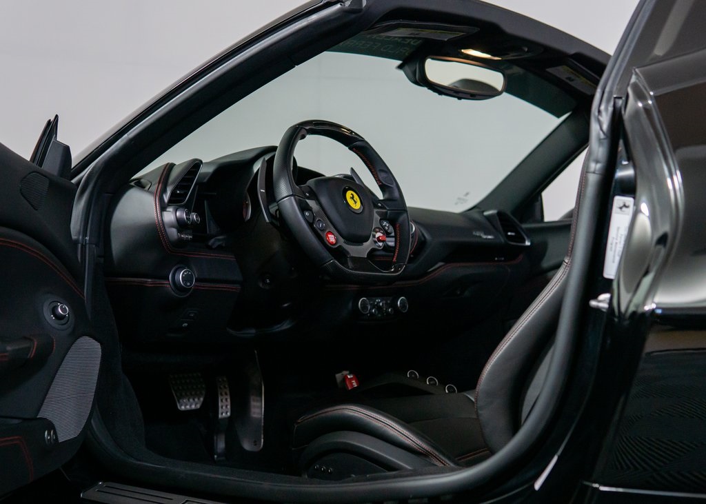 2018 Ferrari 488 Spider photo 15