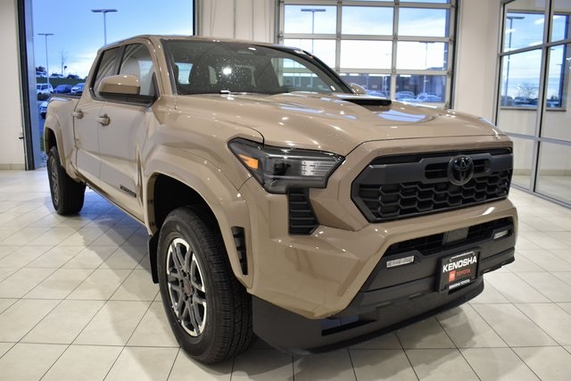 2026 Toyota Tacoma TRD Sport's photo