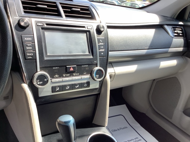 2012 Toyota Camry LE photo 15