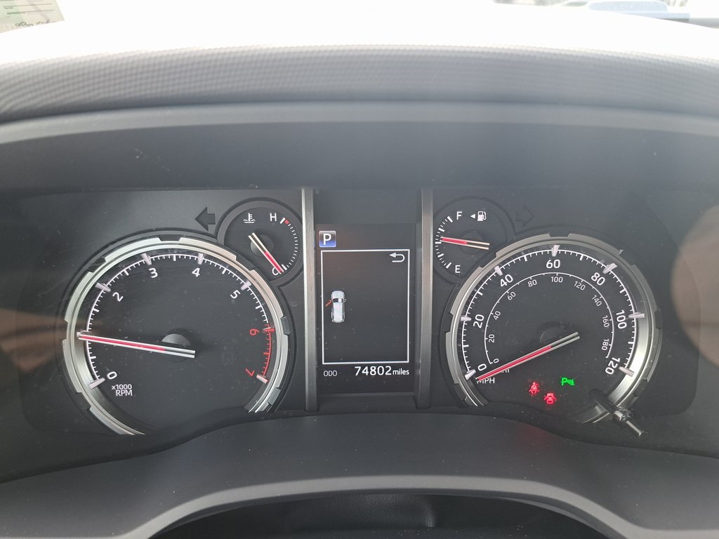 2022 Toyota 4Runner Limited photo 13