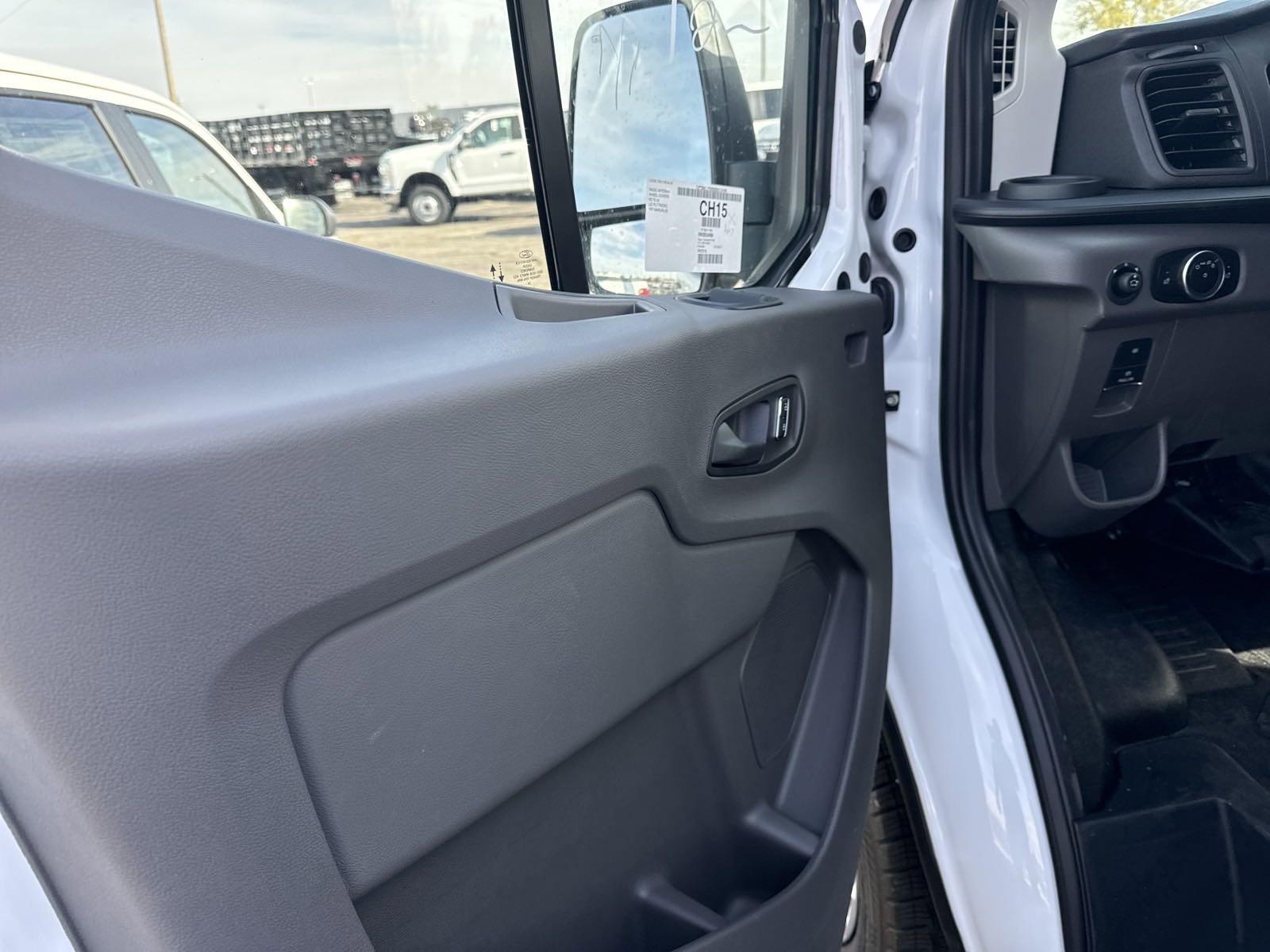 2024 Ford Transit Cargo Van photo 5