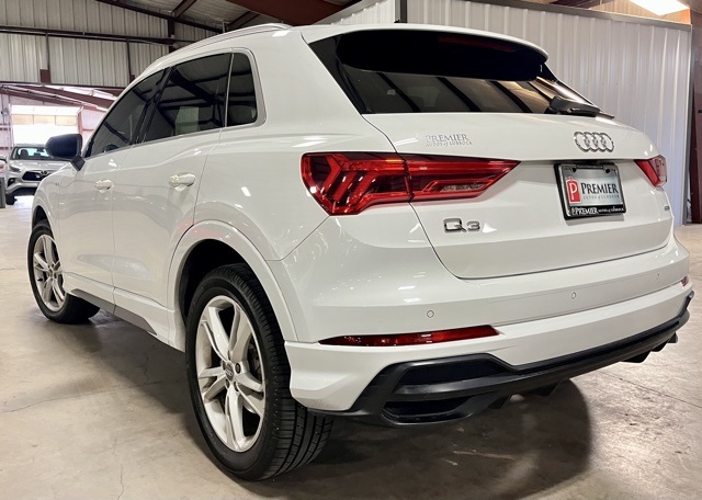 2020 Audi Q3 Premium S line photo 4