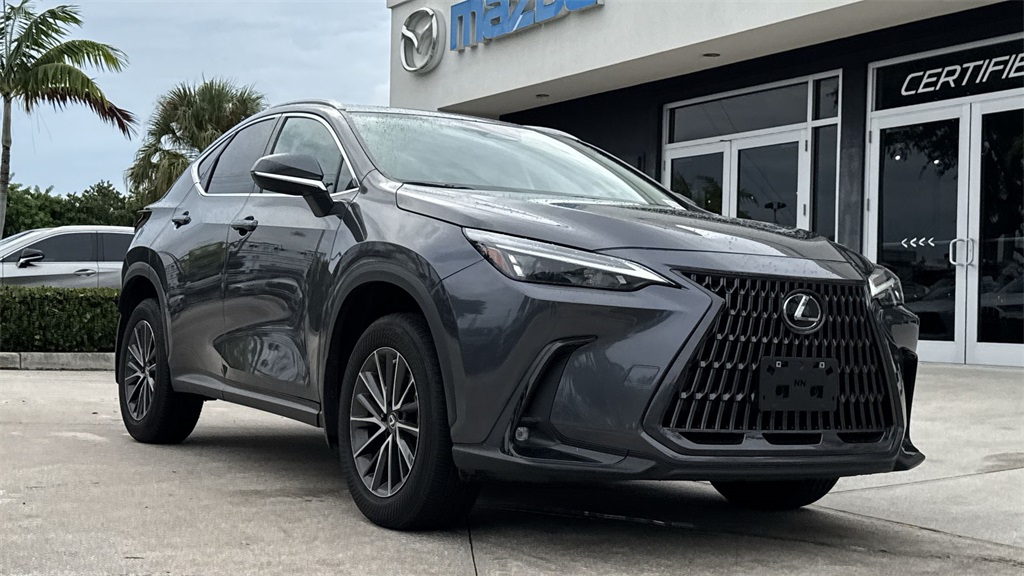 2022 Lexus NX 350 photo 30