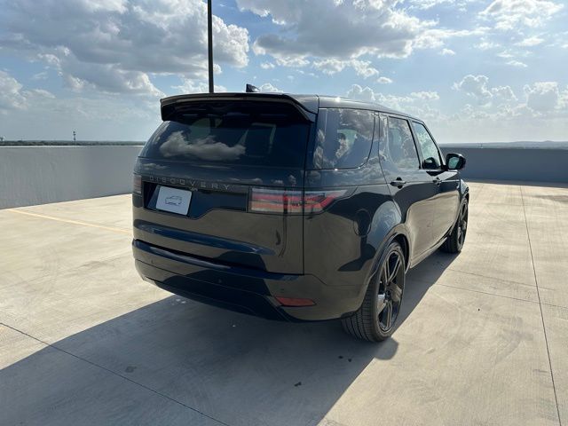 2025 Land Rover Discovery SE photo 2