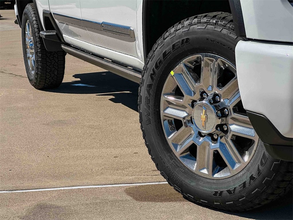 2026 Chevrolet Silverado 2500HD High Country photo 2