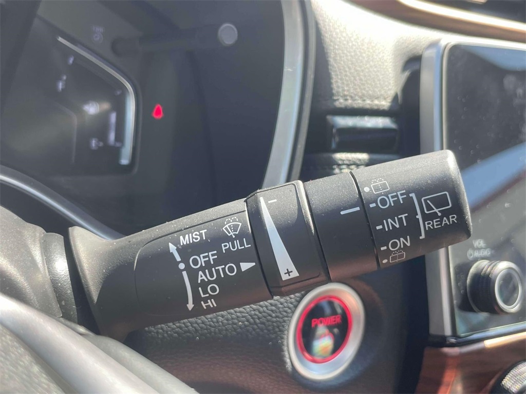 2021 Honda CR-V Hybrid Touring photo 23