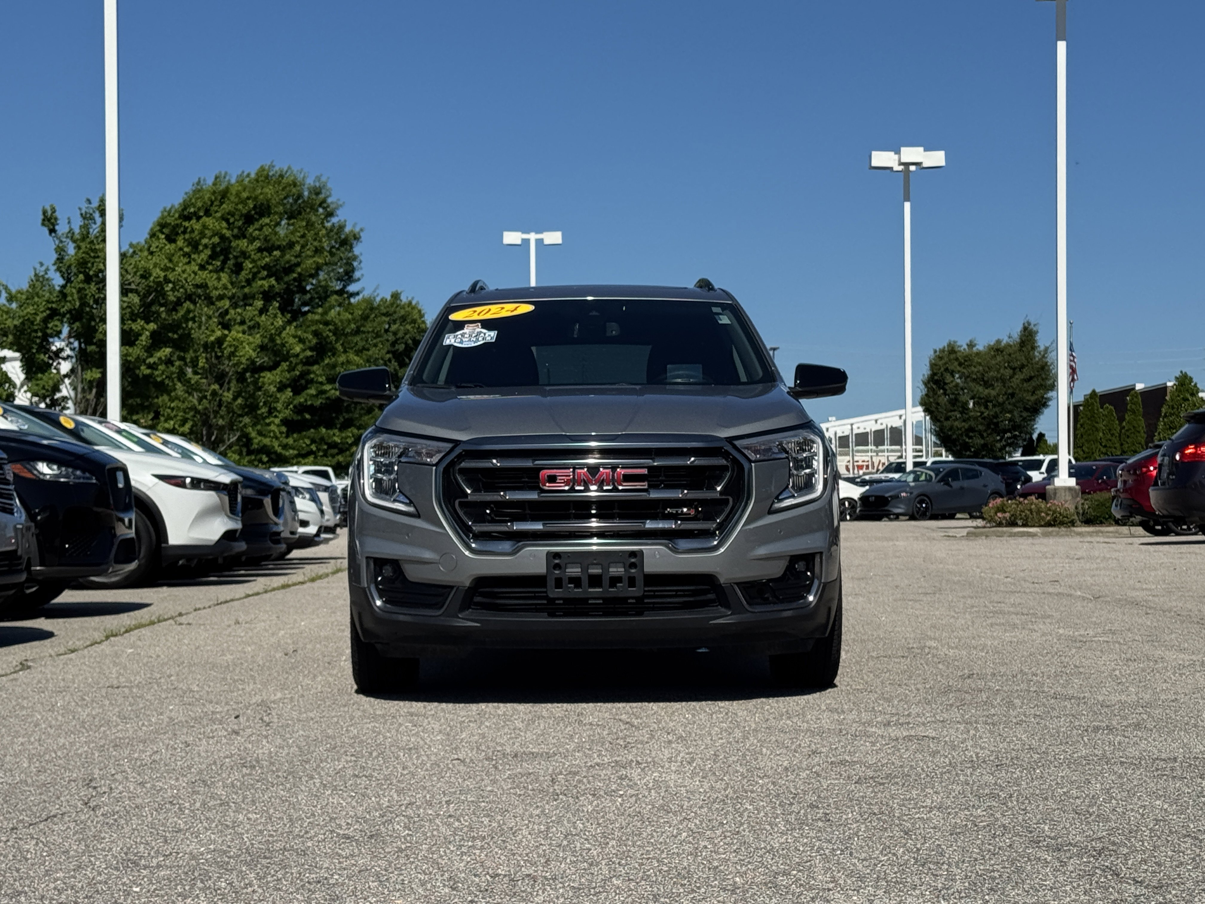 2024 Gmc Terrain AT4 photo 2
