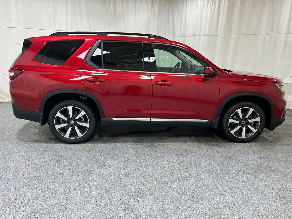 2025 Honda Pilot Touring photo 8