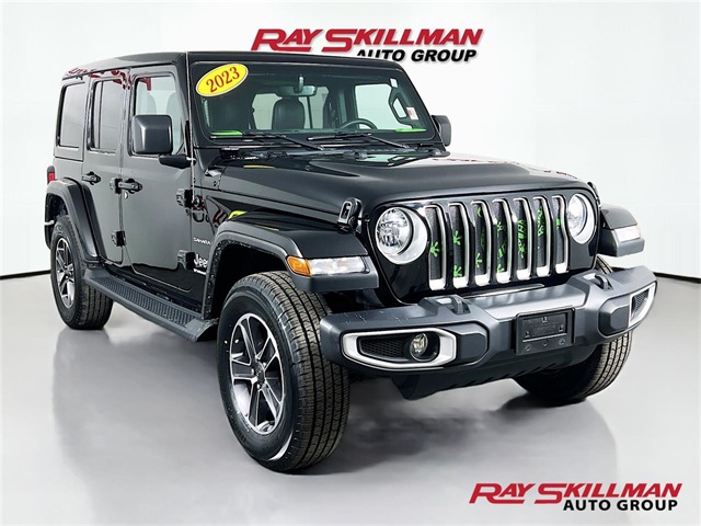 2023 Jeep Wrangler 4-Door Sahara's photo