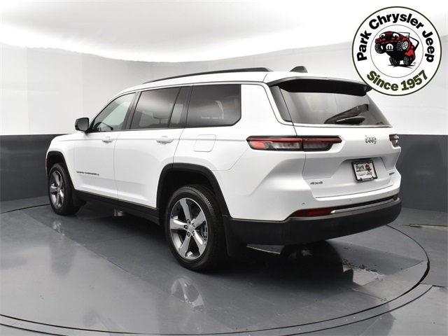 2025 Jeep Grand Cherokee Limited photo 4
