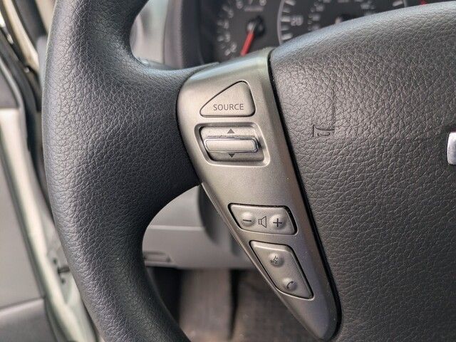 2020 Nissan NV200 SV photo 18