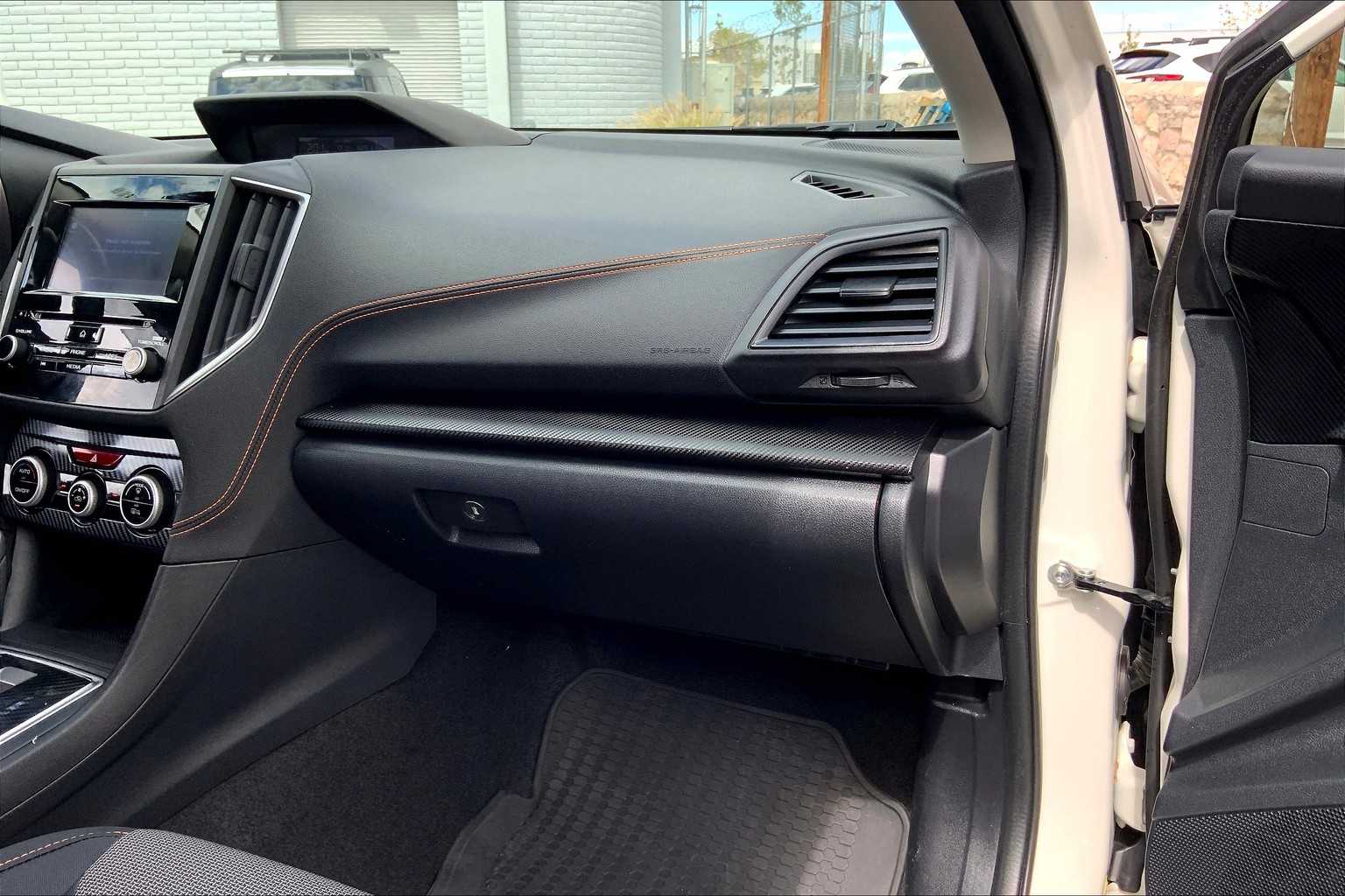 2021 Subaru Crosstrek Premium photo 17