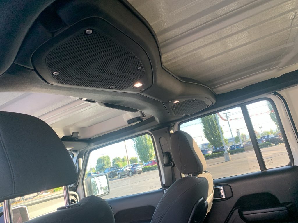 2024 Jeep Wrangler Rubicon 4xe photo 10