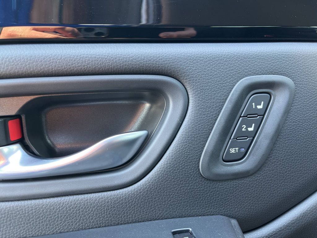 2025 Honda Pilot EX-L photo 4