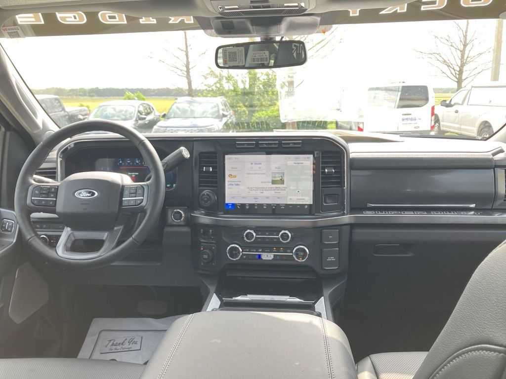 2024 Ford F-250 photo 4
