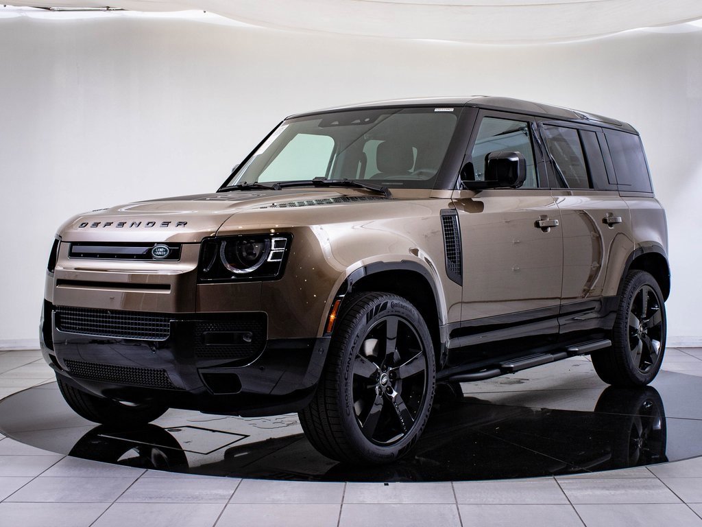 2025 Land Rover Defender X-Dynamic SE's photo