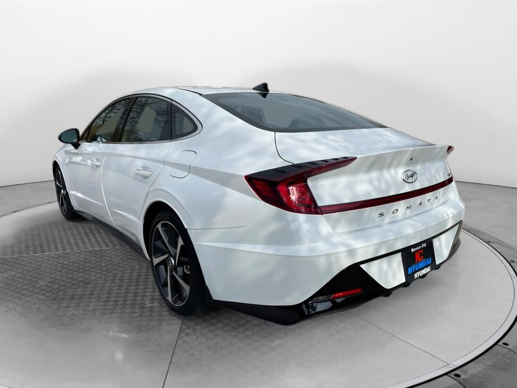 2021 Hyundai Sonata SEL Plus photo 3