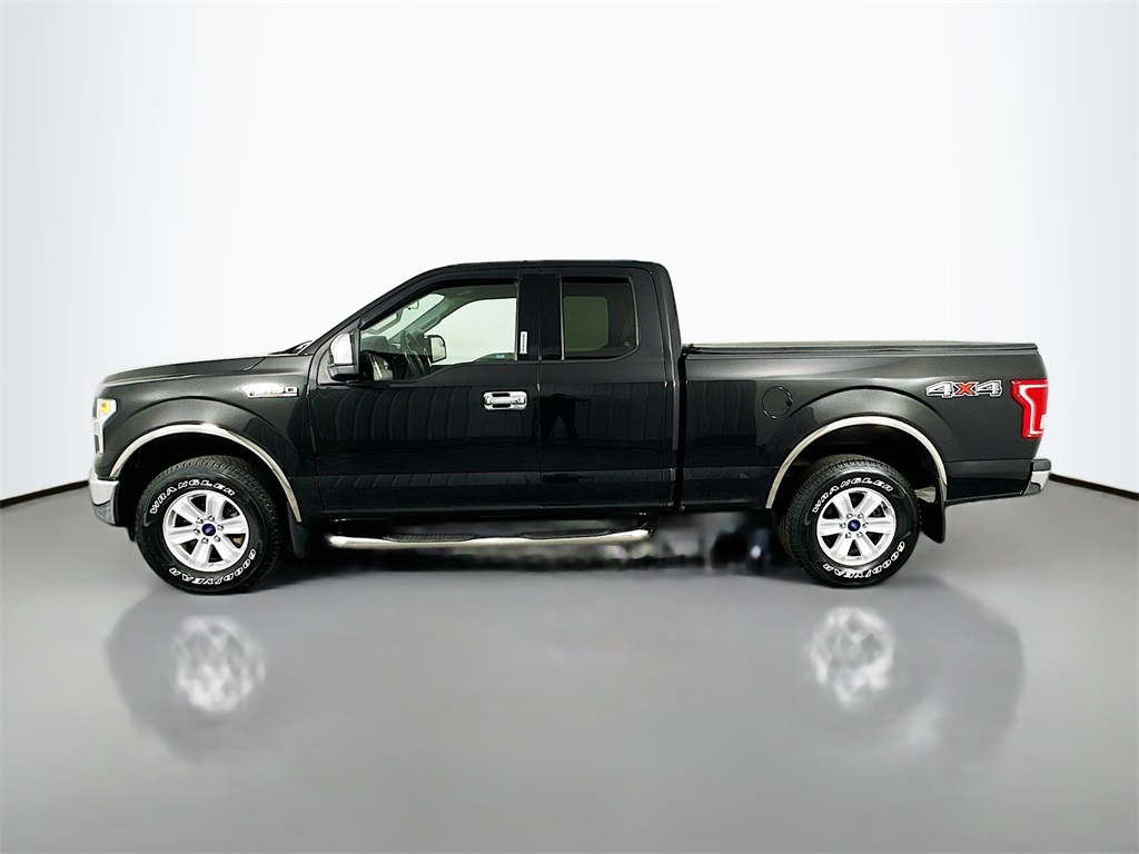 2015 Ford F-150 XLT photo 4