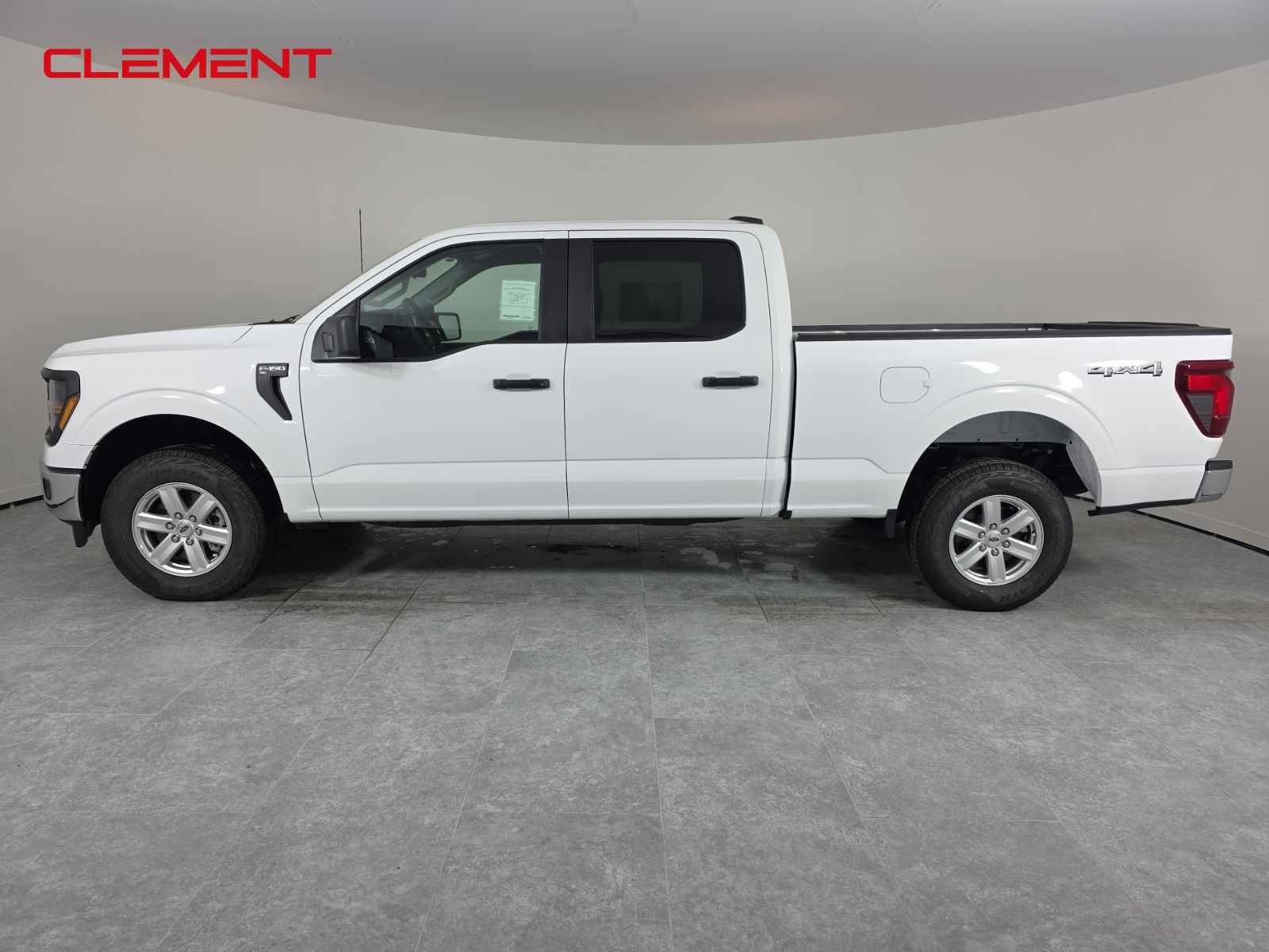 2025 Ford F-150 XL photo 2