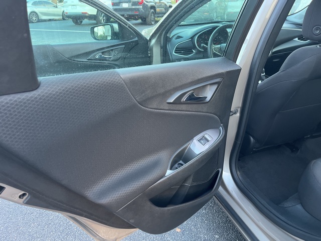 2023 Chevrolet Malibu 1LT photo 12