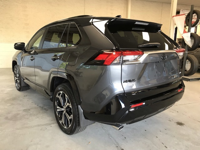 2025 Toyota RAV4 Hybrid XSE photo 5