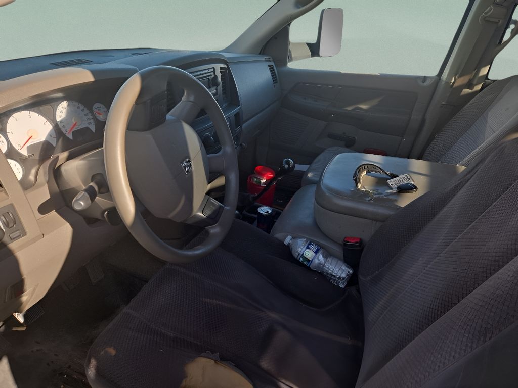 2008 Dodge Ram ST photo 4