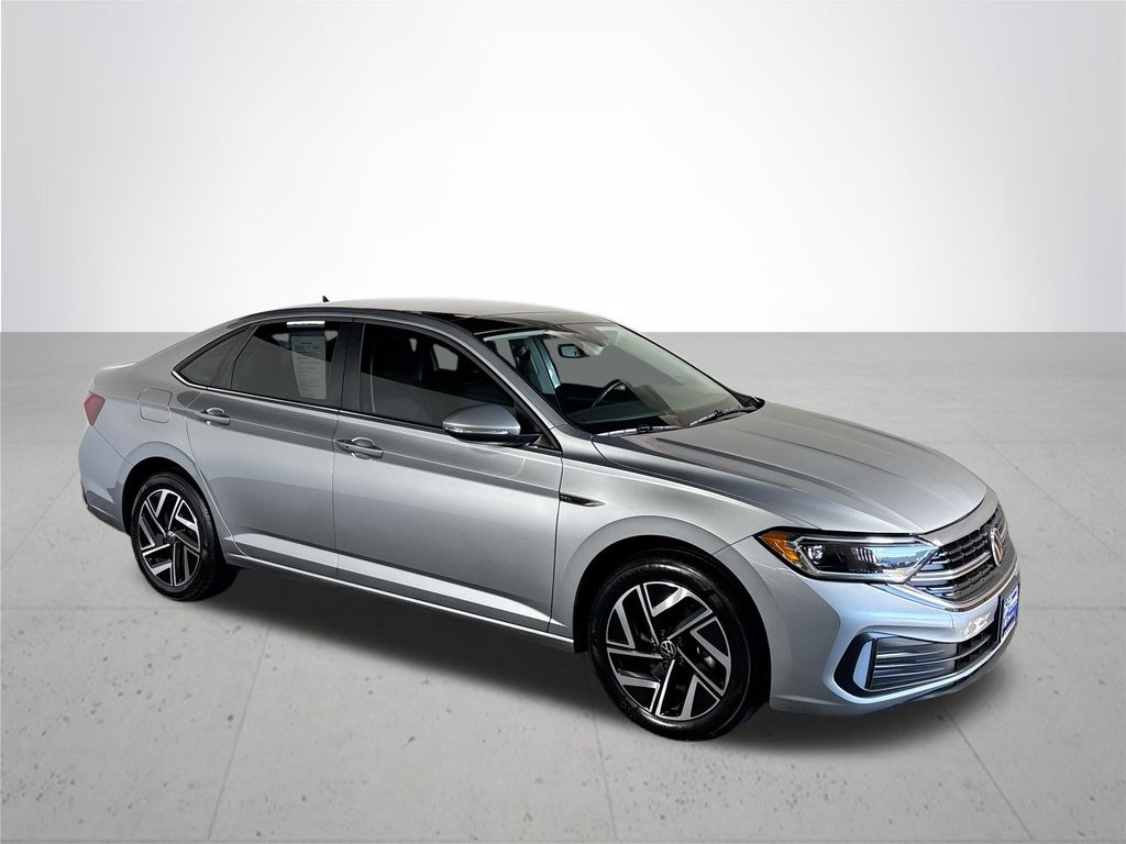 2023 Volkswagen Jetta 1.5T SEL photo 4