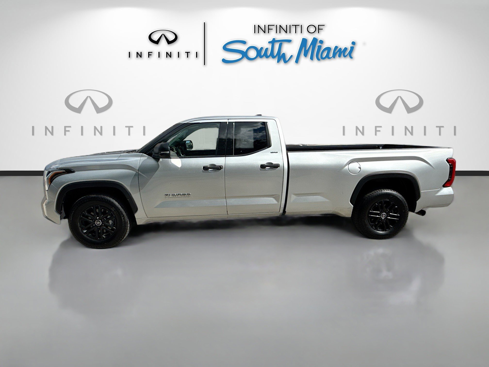 2022 Toyota Tundra SR5 photo 4