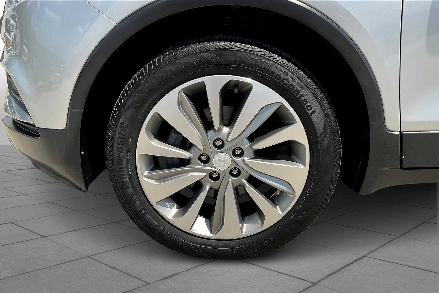 2018 Buick Encore Preferred photo 9