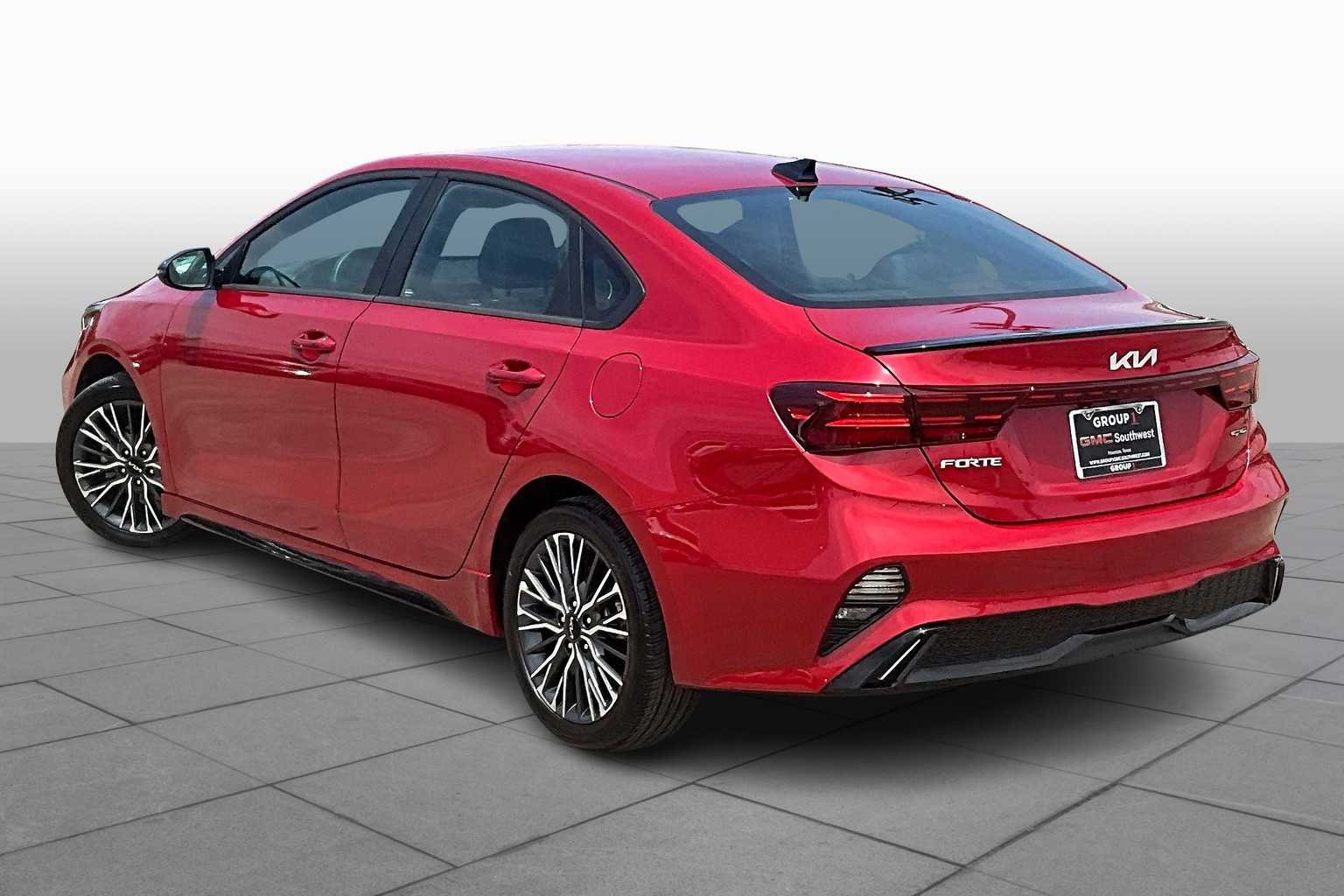 2024 Kia Forte GT-Line photo 11
