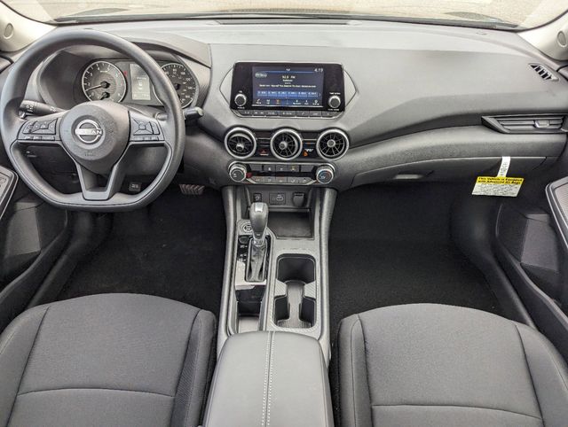 2025 Nissan Sentra S photo 13