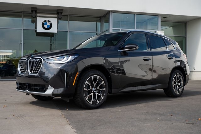 2026 BMW X3 30's photo