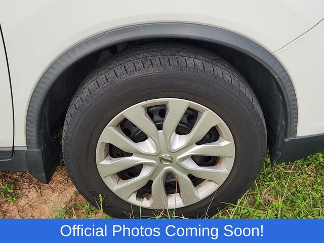2017 Nissan Rogue S photo 3