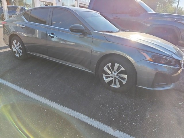 2024 Nissan Altima 2.5 S photo 2