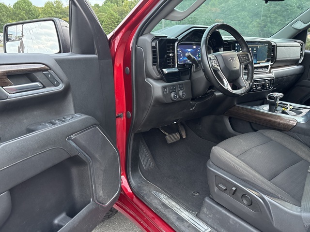 2023 Chevrolet Silverado 1500 RST photo 14