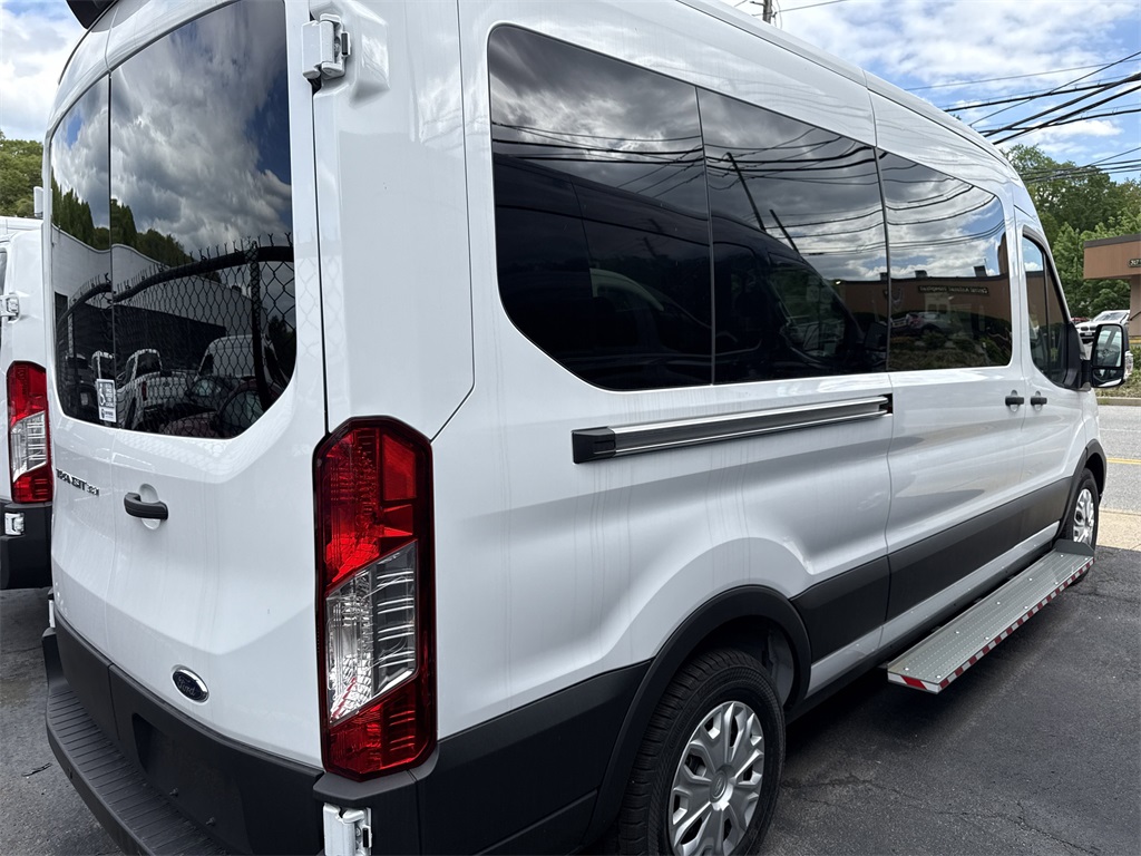 2024 Ford Transit Passenger Van XL photo 3