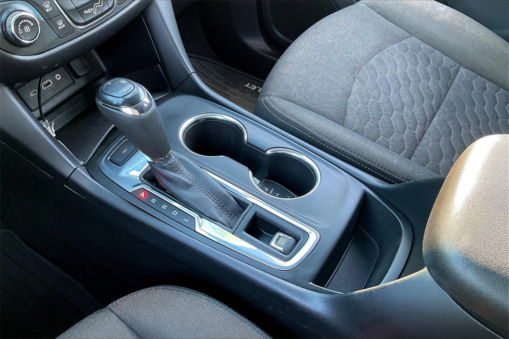 2019 Chevrolet Equinox LT photo 19