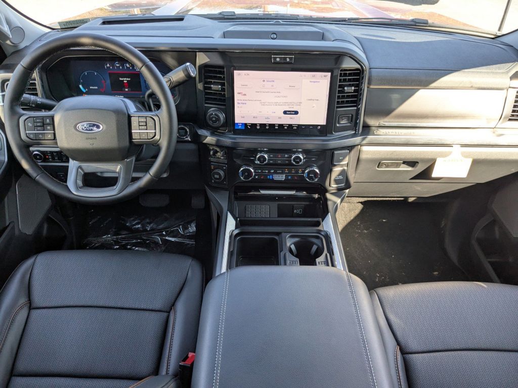 2025 Ford F-350 Lariat photo 14