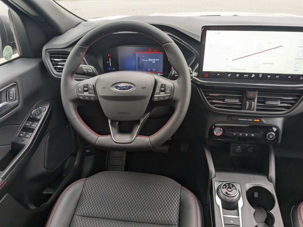 2025 Ford Escape ST-Line photo 12