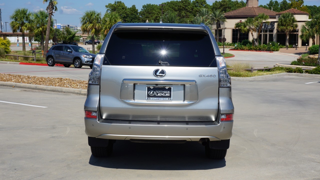 2023 Lexus GX Premium photo 7